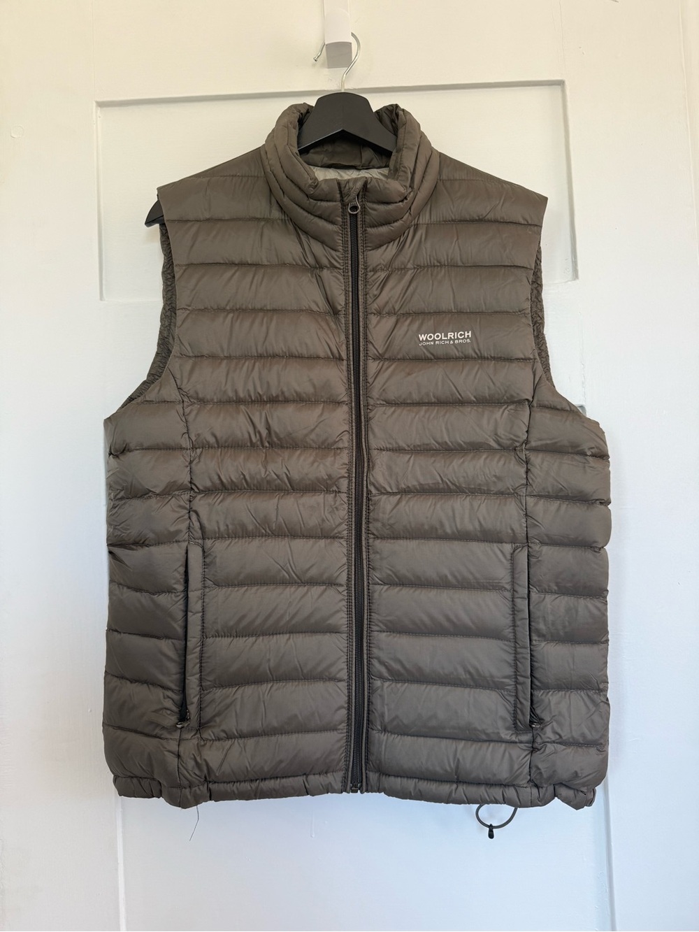 Woolrich Men's Grey Quilted Down Puffer Vest